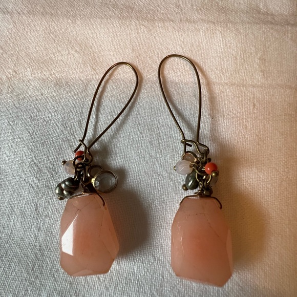 Jewelry - Light pink stone Artisan earrings
